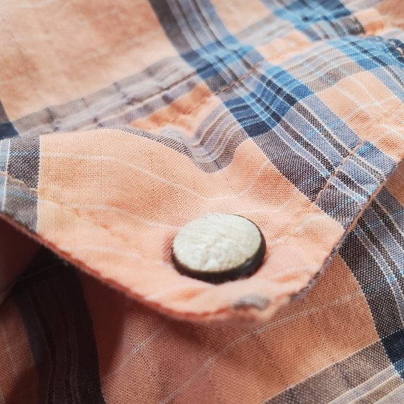 Guess Shirt Mens Medium Light Salmon Plaid Unique Wood Snap Rodeo Cowboy Western - Picture 4 of 15